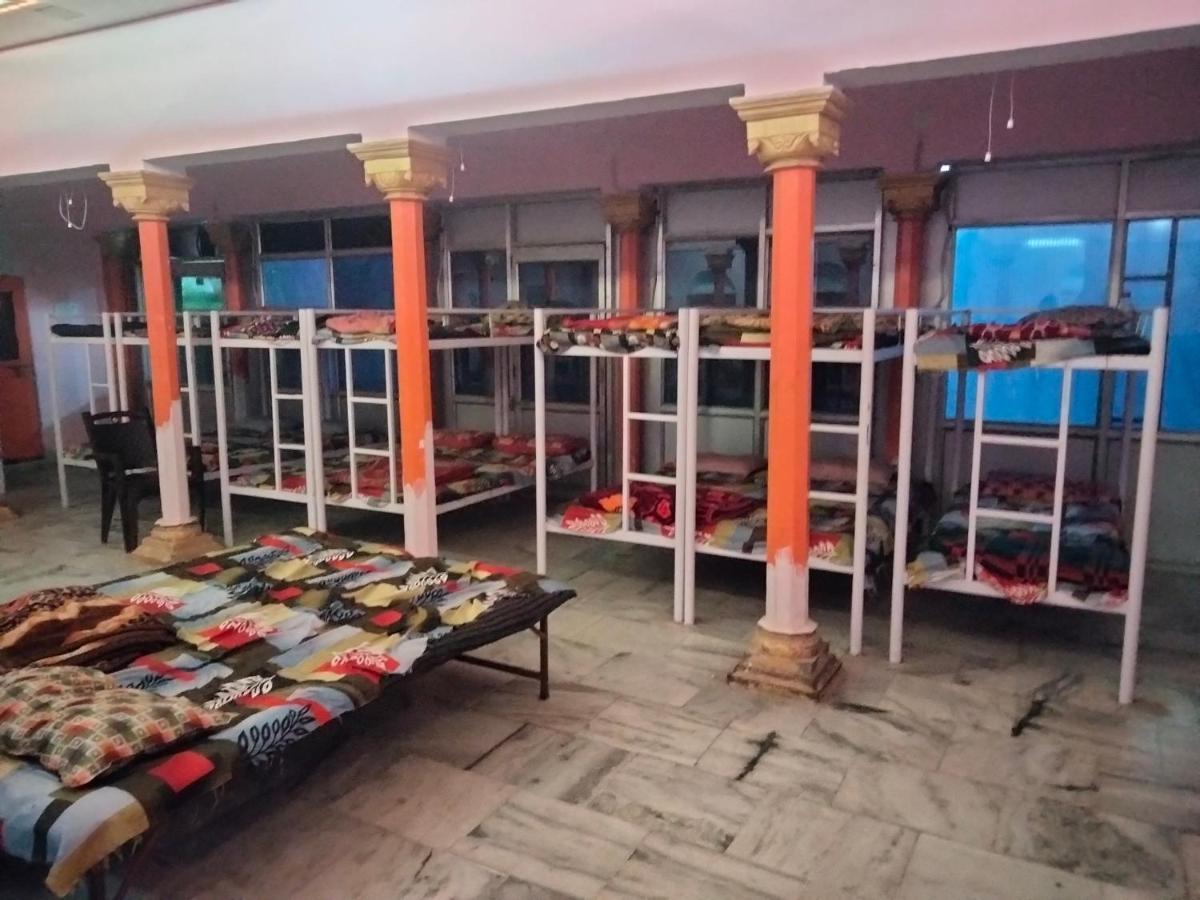 Shri Swami Sheetal Das Aashram Dharmshala Varanasi Dış mekan fotoğraf