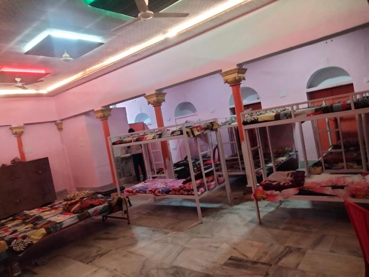 Shri Swami Sheetal Das Aashram Dharmshala Varanasi Dış mekan fotoğraf